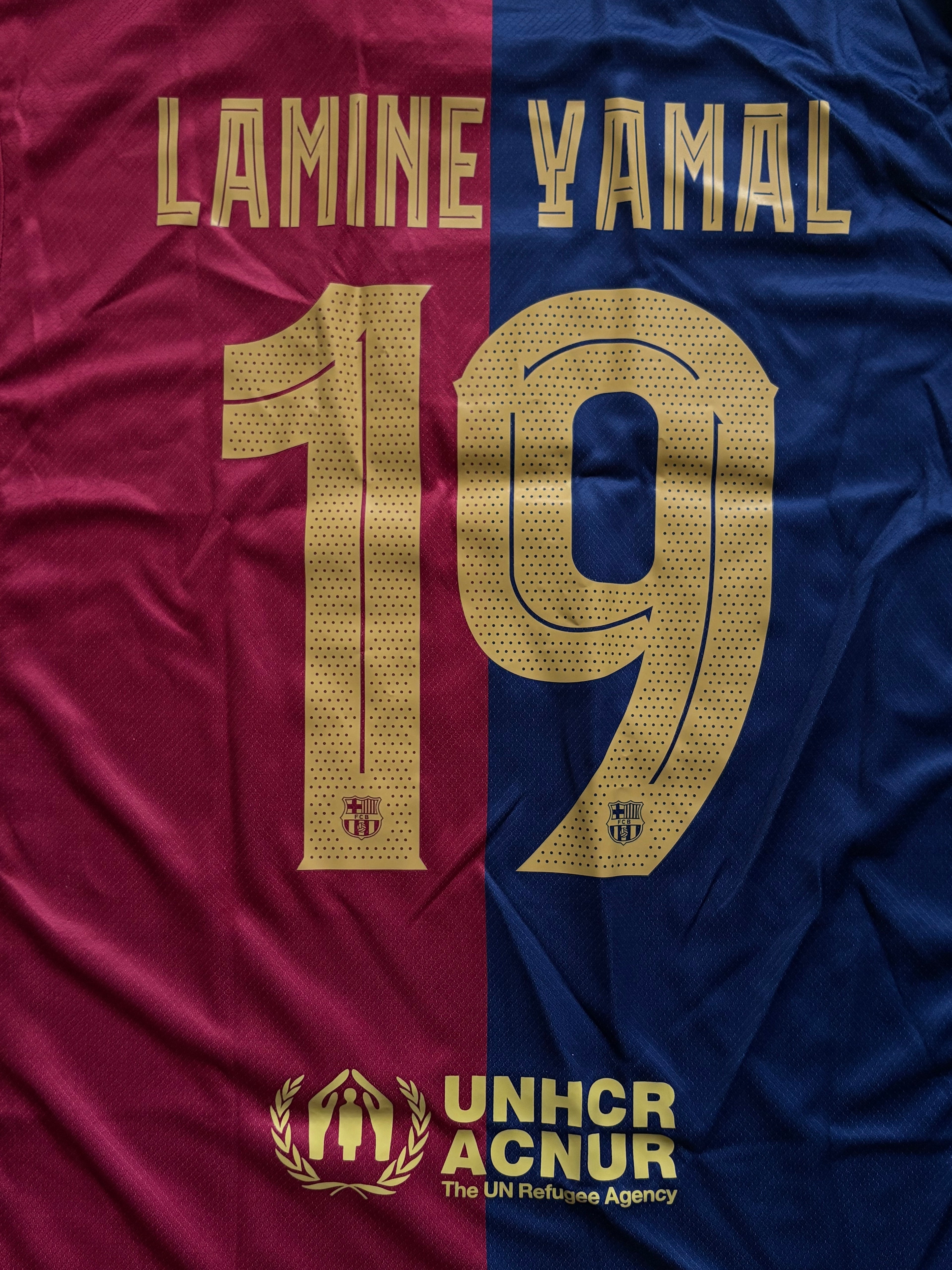 FC Barcelona 1 24-25 Lamine Yamal 19