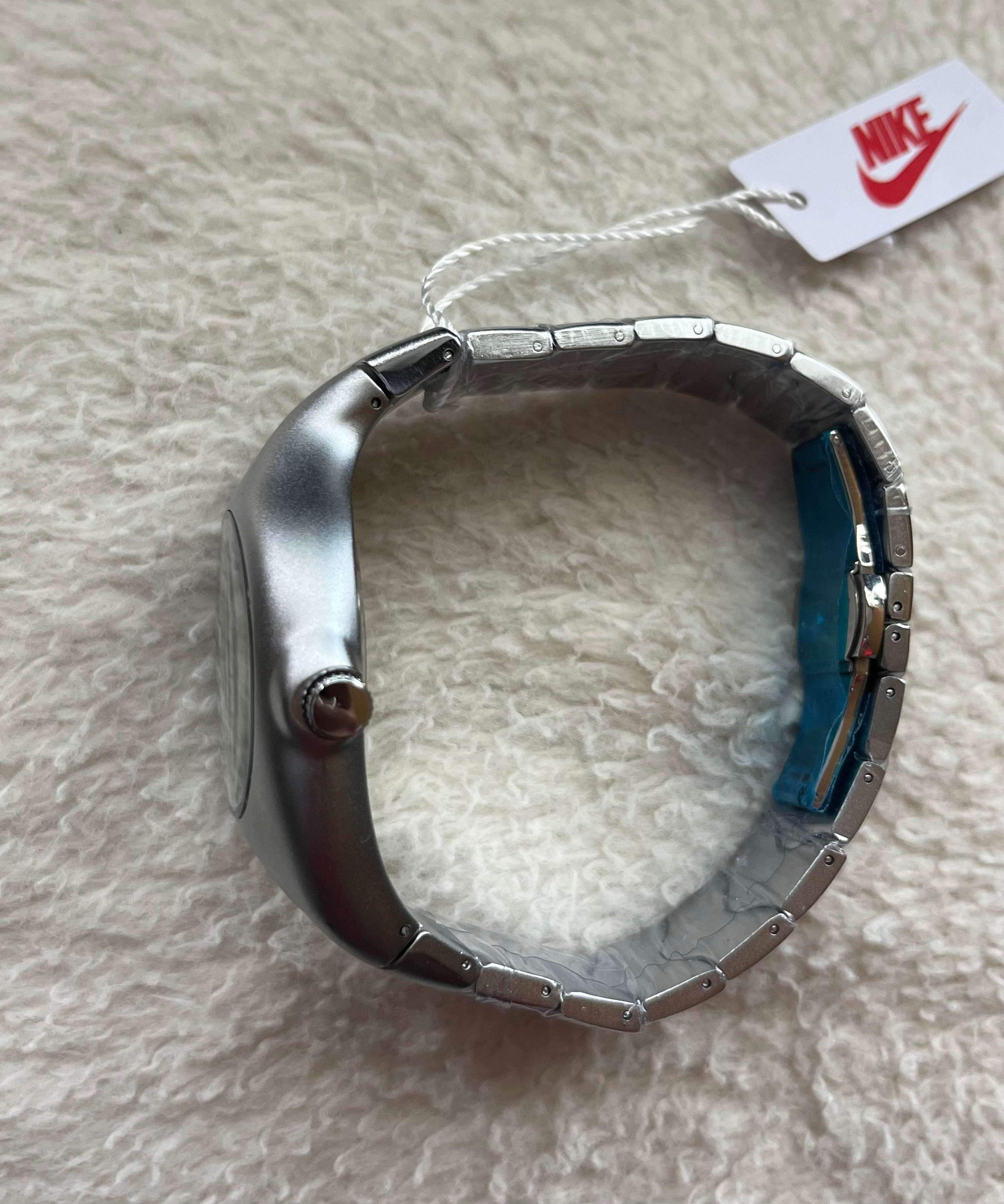 Nike Triax Clock